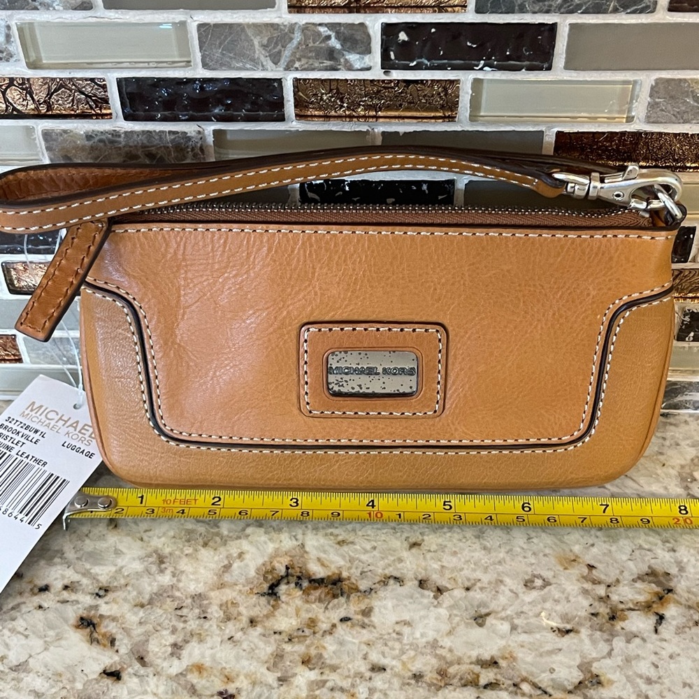 Michael Kors wristlet